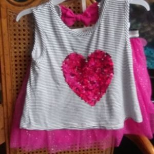 Two-piece dress set little girls size 7/8 used